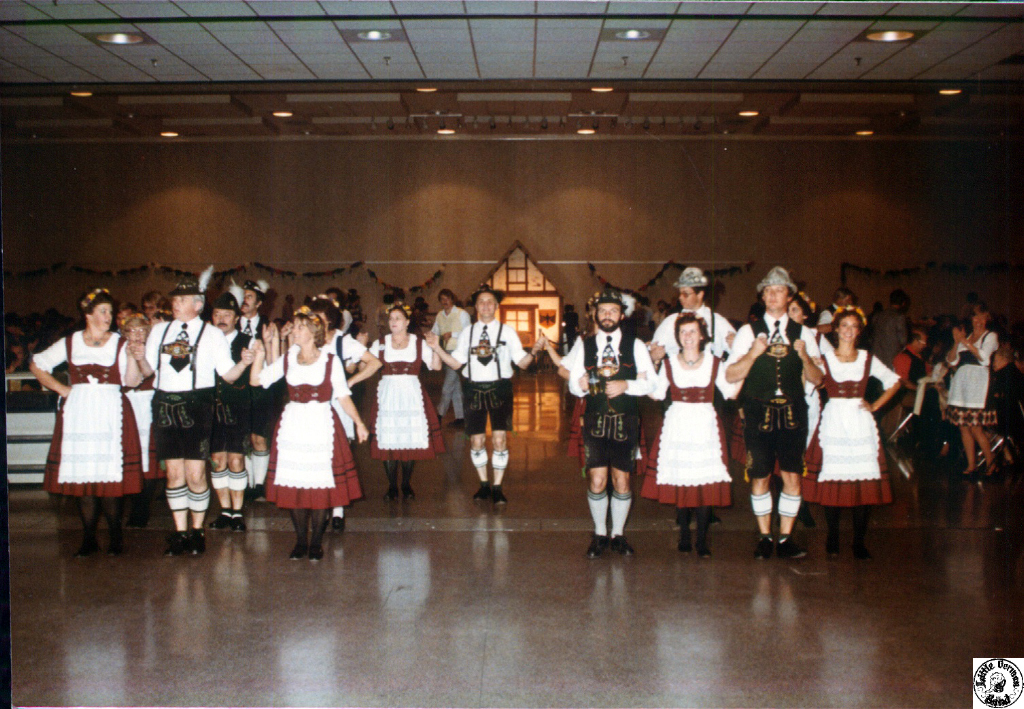 1981 10 10 06 Oktoberfest @ Civic Center.jpg